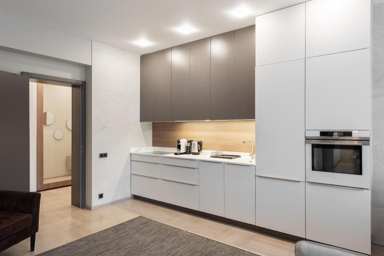New Luxury Apt With Ac&Parking In The Center Of Prague Apartment Exterior photo