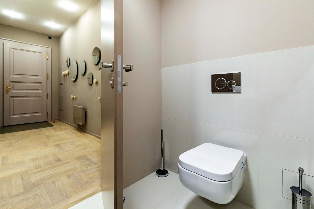 New Luxury Apt With Ac&Parking In The Center Of Prague Apartment Exterior photo