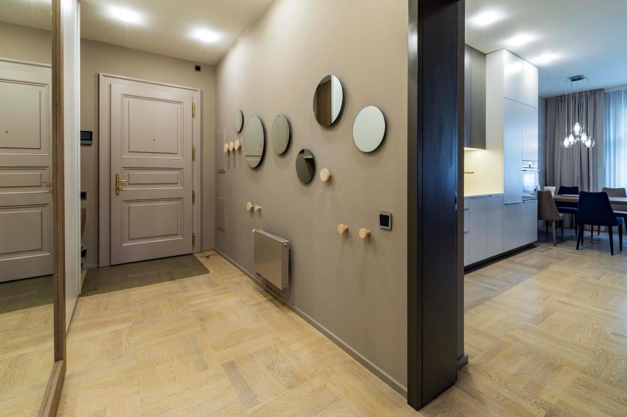 New Luxury Apt With Ac&Parking In The Center Of Prague Apartment Exterior photo